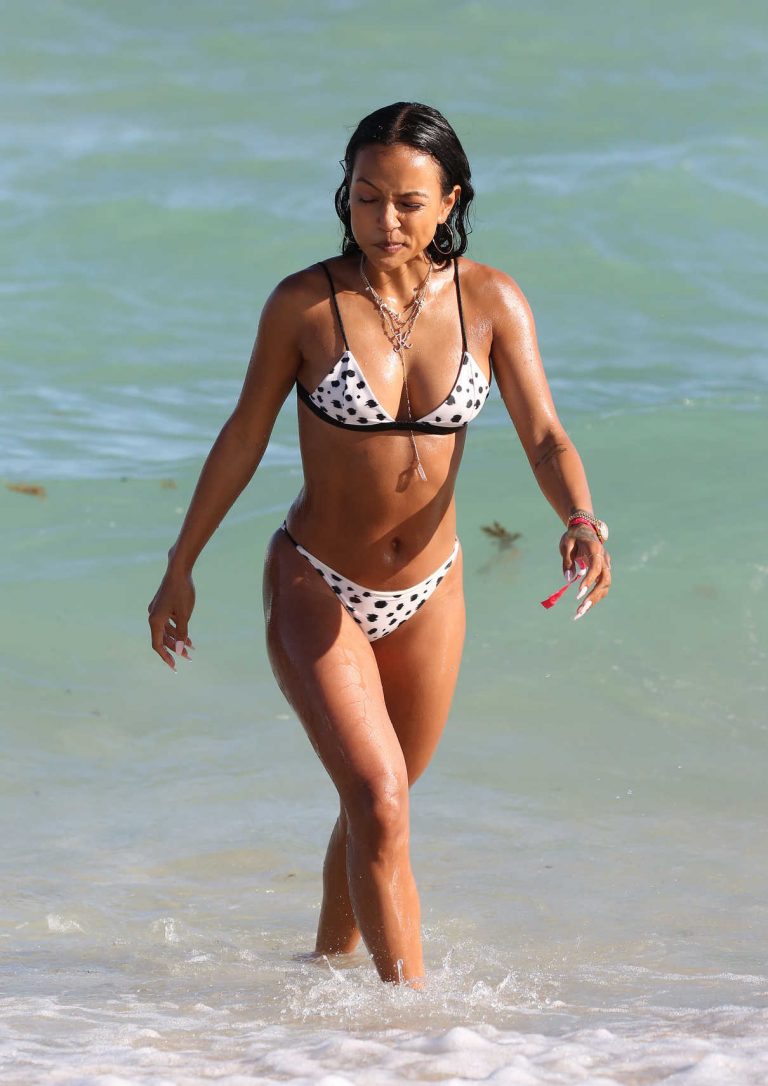 Karrueche Tran In Bikini On The Beach In Miami Lacelebs Co