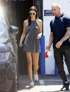 Kendall Jenner Out in LA 8/28/2015-2