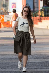 Olivia Wilde Out in New York City 8/25/2015-3
