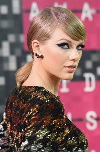 Taylor Swift at 2015 MTV Video Music Awards in LA 8/30/2015-8