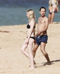 Kirsten Dunst in Black Bikini on Hawaii-4