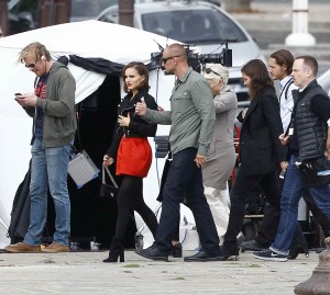 Natalie Portman Filiming a Dior in Paris 9/08/2015-3