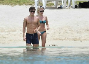 Pixie Lott in Bikini at Mauritius-2