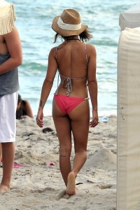 Zoe Kravitz in Bikini at Beach in Miami-2
