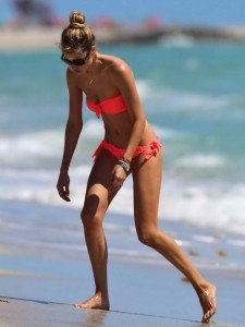 Doutzen Kroes on the Beach in Miami in Bikini-8