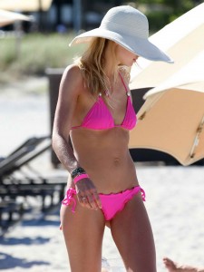Jessica Hart at a Beach in Miami in Bikini-2
