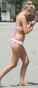 Maria Fowler in a Stunning Pink Bikini in Marbella-3