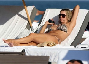 Rita Rusic in a Stunning Bikini on the Beach in Miami-8