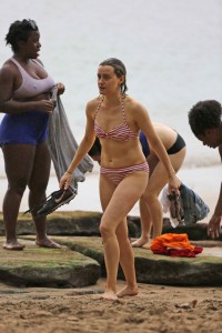 Taylor Schilling in Bikini in Hawaii 12/28/2015-3