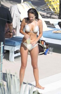 Tulisa Contostavlos in a Breathtakingly Bikini at a Pool In Miami-8