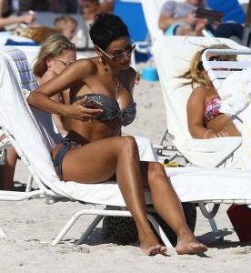 Nicole Murphy in Bikini at the Beach in Miami-3