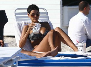 Nicole Murphy in Bikini at the Beach in Miami-5