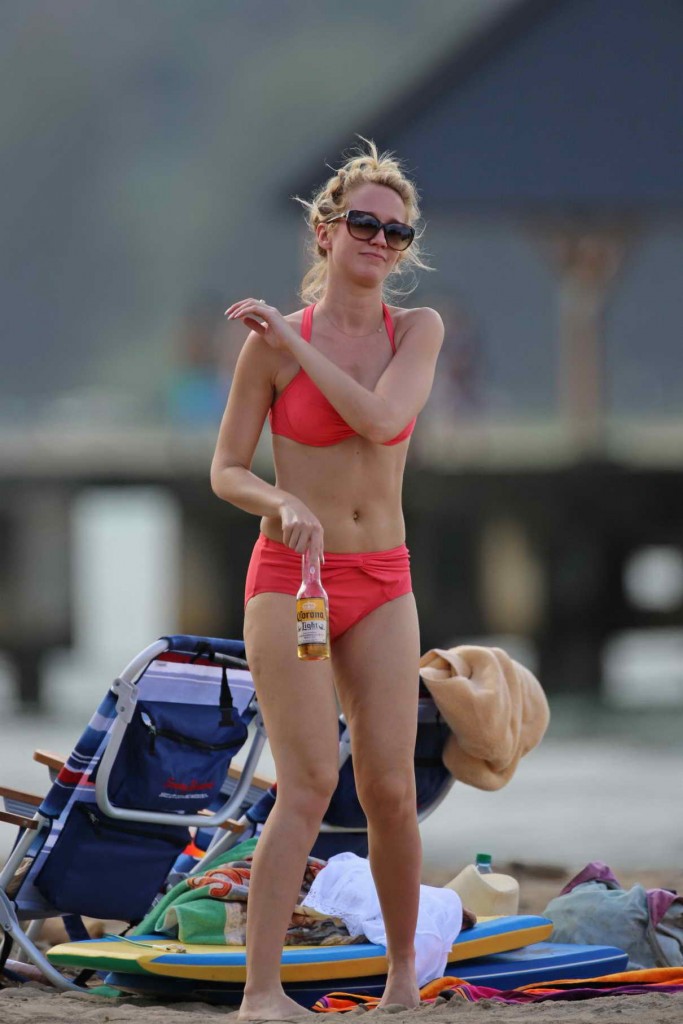 Anna Camp in Bikini at the Beach in Hawaii 12/30/2015-1