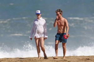 Anne Hathaway in a Red Bikini at the Beach in Hawaii 01/03/2016-5