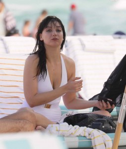 Daisy Lowe at the Beach in Miami 12/30/2015-2