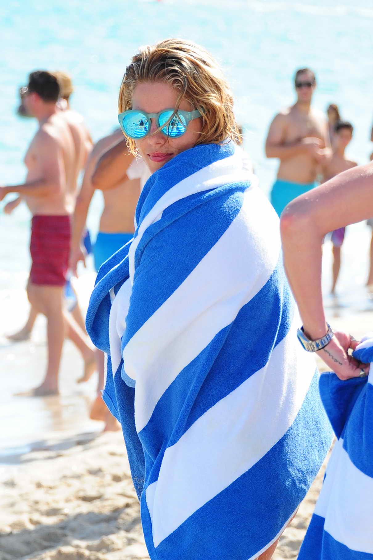 Emily Bett Rickards In Bikini At The Beach In Miami