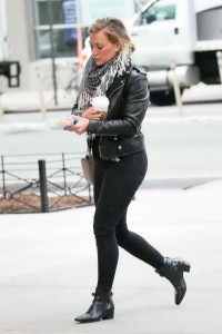 Hilary Duff Out in New York City 16/01/2016-2