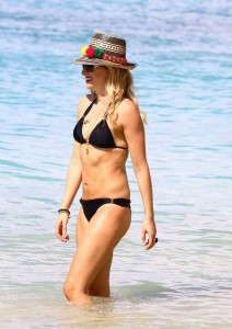 Jane Cunningham in Bikini in Barbados 01/04/2016-8