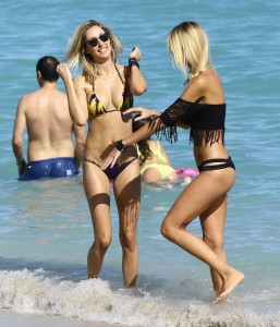 Lauren Stoner in Bikini at the Beach in Miami 01/16/2016-7