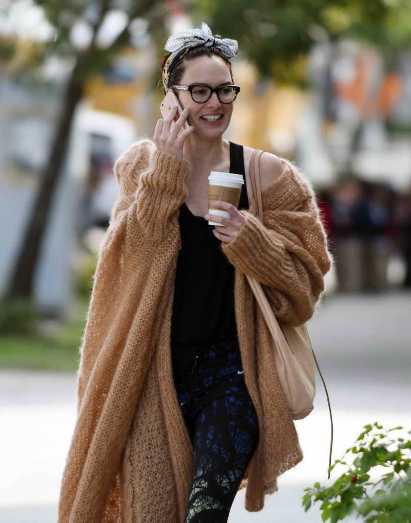 Lena Headey Out in LA 01/14/2016 – LACELEBS.CO