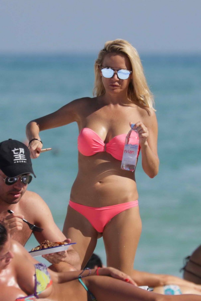 Maja Suput in Bikini at the Beach in Miami 01/08/2016-1