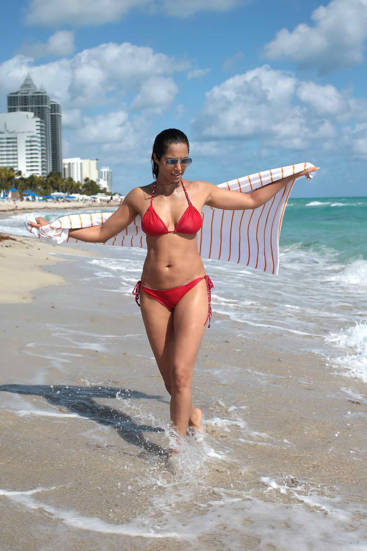 Padma lakshmi in red bikini -19 - gotceleb