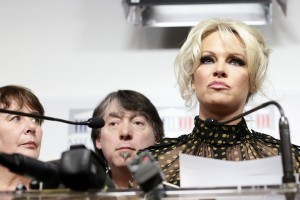 Pamela Anderson at a Press Conference With French Deputy Laurence Abeille in Paris 01/19/2016-5