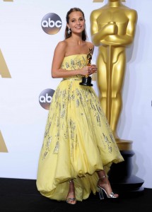 Alicia Vikander at 88th Annual Academy Awards in Hollywood 02/28/2016-6