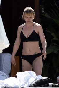 Christina Ricci in Bikini at a Poolside in Miami 02/24/2016-4