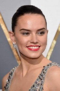 Daisy Ridley at 88th Annual Academy Awards in Hollywood 02/28/2016-5