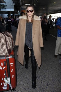 Elizabeth Olsen at LAX Airport in Los Angeles 02/25/2016-4