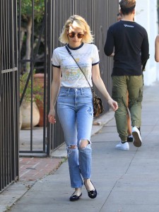 Emma Roberts Out in Beverly Hills 02/09/2016-2