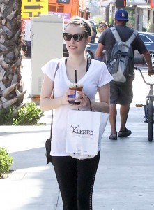 Emma Roberts Shopping in Los Angeles 02/25/2016-3