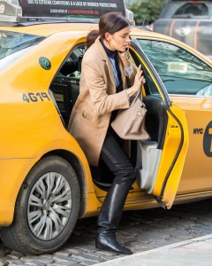 Irina Shayk Catching a Cab in New York 02/11/2016-2