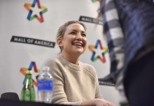 Kate Hudson Signs Copies of Her Book in Bloomington 02/21/2016-5