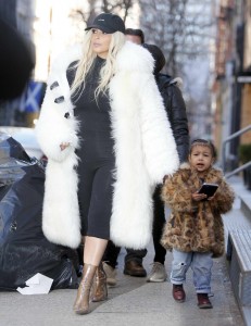 Kim Kardashian Leaves Cipriani Restaurant in New York City With Her Daughter 02/14/2016-4