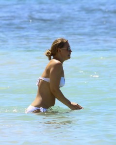 Kimberley Walsh in Bikini at the Beach in Barbados 02/04/2016-4