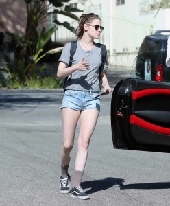 Kristen Stewart Out in Los Feliz 02/12/2016-5