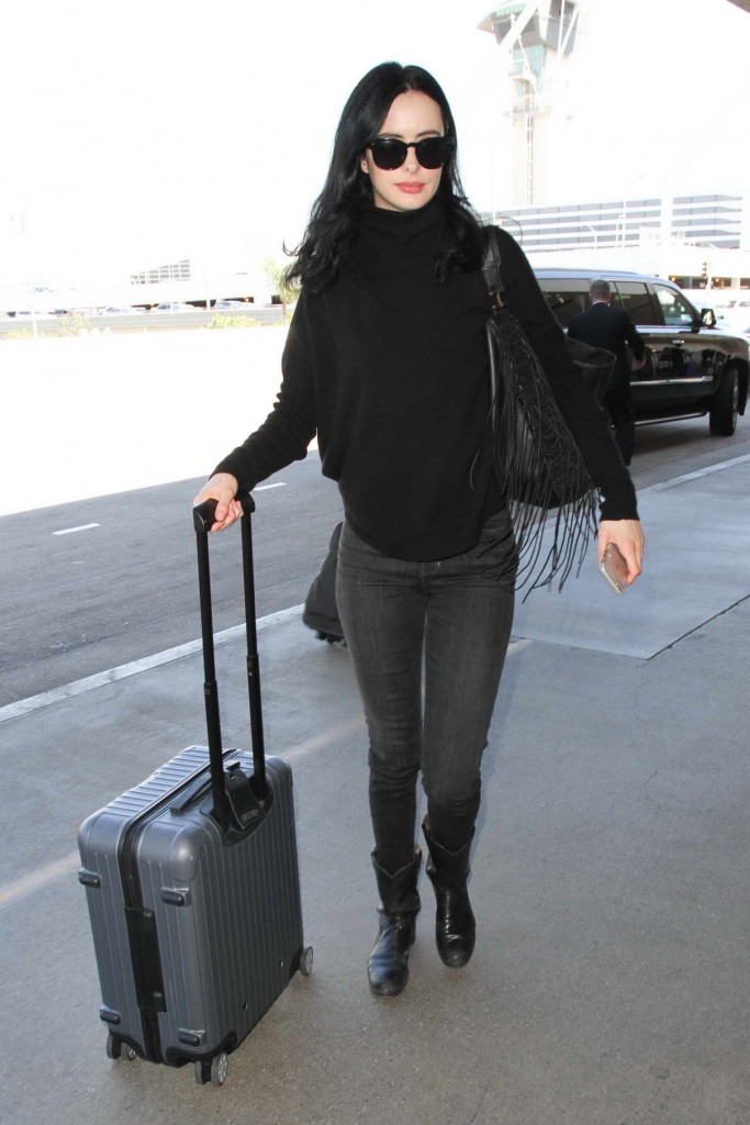 Krysten Ritter at Los Angeles International Airport 02/24/2016-1