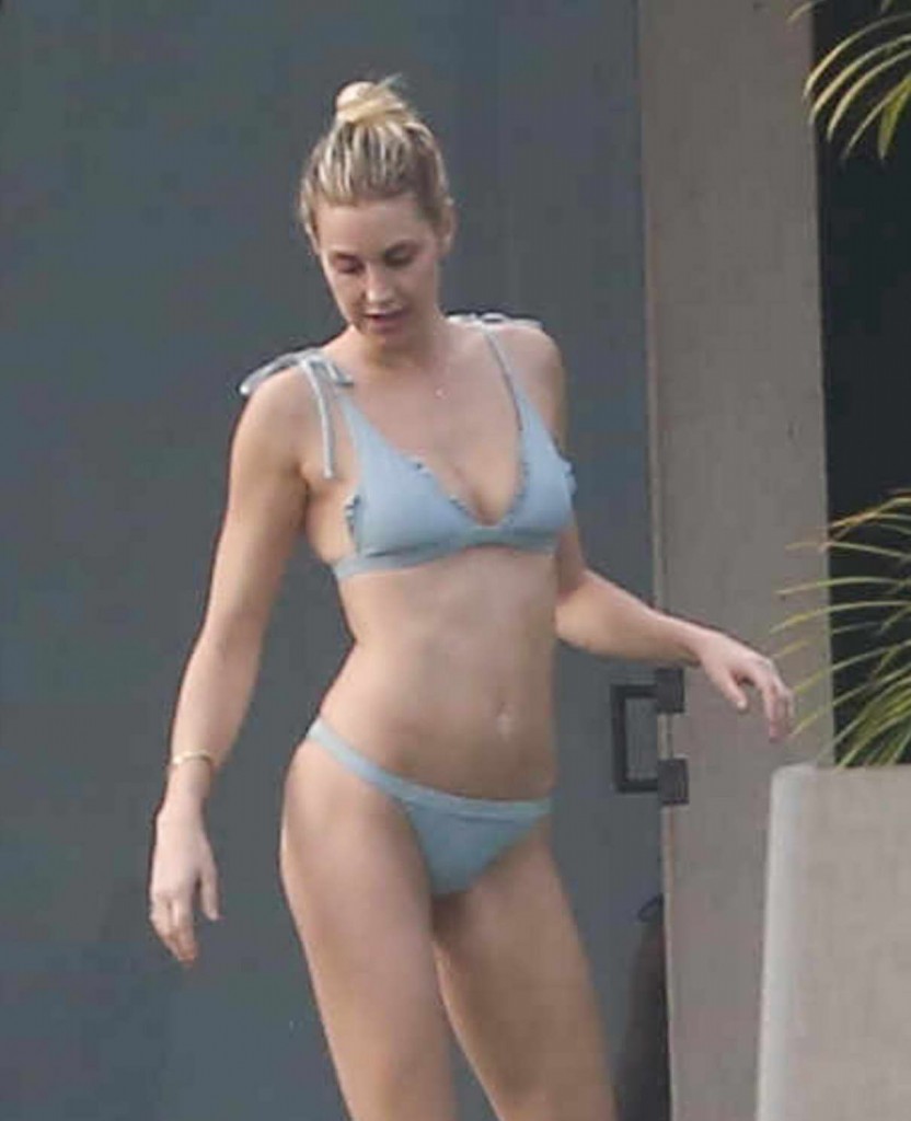 Whitney Port in Bikini at a Pool in Cabo San Lucas 02/13/2016-1