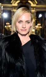 Amber Valletta Attends the Stella McCartney Show 03/07/2016