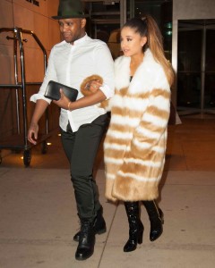 Ariana Grande Leaving Her Hotel in New York City 03/15/2016-3