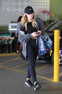 Chloe Grace Moretz Out in Beverly Hills 03/23/2016-3