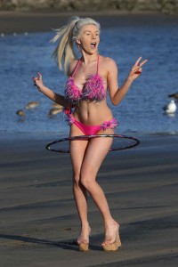Courtney Stodden in Bikini With Hula Hoop at the Beach in Los Angeles 03/23/2016-4