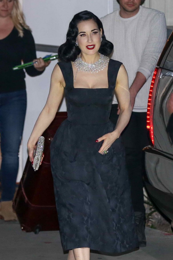 Dita Von Teese Outside the Studio of Talk Show Kocktails With Khloe in Burbank 03/01/2016-1