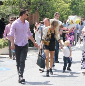 Fergie With Her Family Attends Church in Brentwood 03/27/2016-3