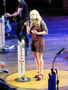 Jamie Lynn Spears Performs at the Grand Ole Opry in Nashville 03/15/2016-2