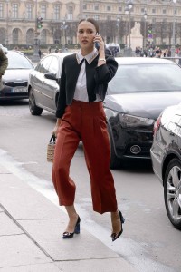 Jessica Alba Attends the Dior Fashion Show in Paris 03/04/2016-2