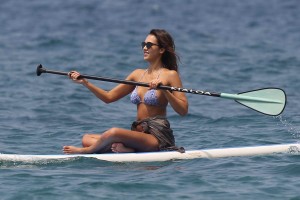 Jessica Alba in Bikini at the Beach in Hawaii 03/23/2016-9