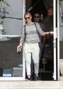 Julianne Hough at Furniture Shopping in Los Angeles 03/04/2016-3